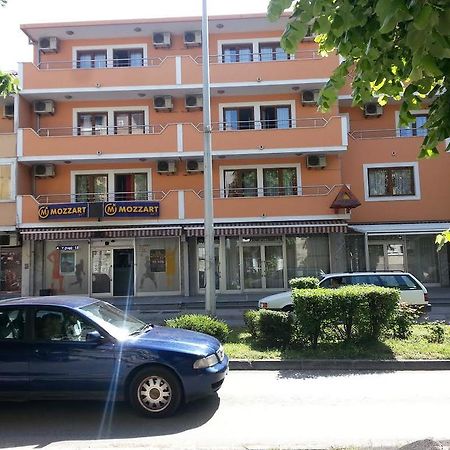 Hotel Viv Trebinje Zewnętrze zdjęcie