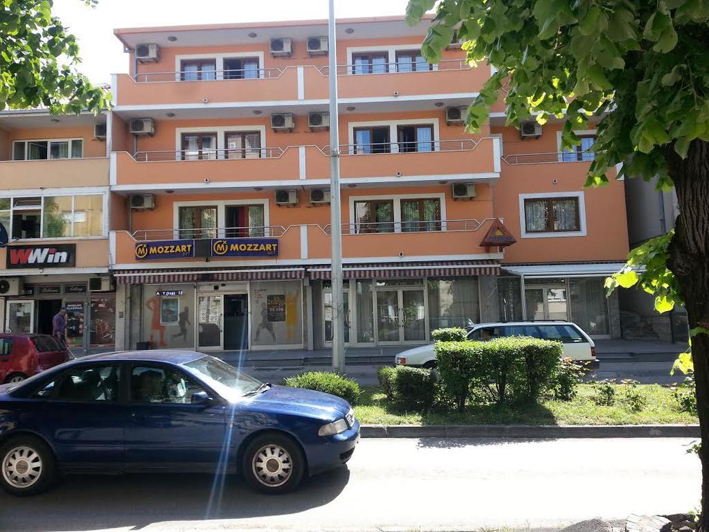 Hotel Viv Trebinje Zewnętrze zdjęcie