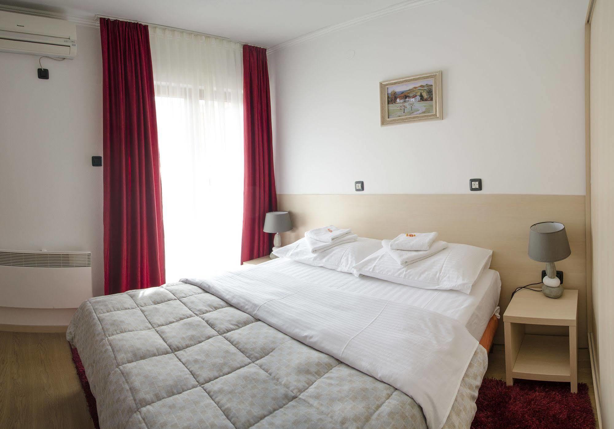 Hotel Viv Trebinje Zewnętrze zdjęcie